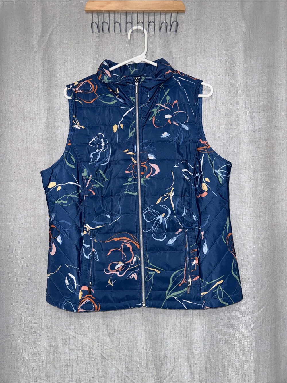 Christopher & Banks Women's Blue Floral Quilted Puffer Vest